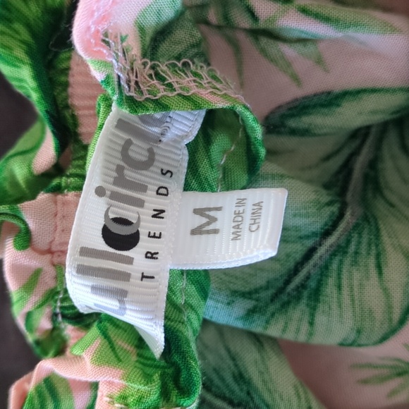 Top - Picture 5 of 6